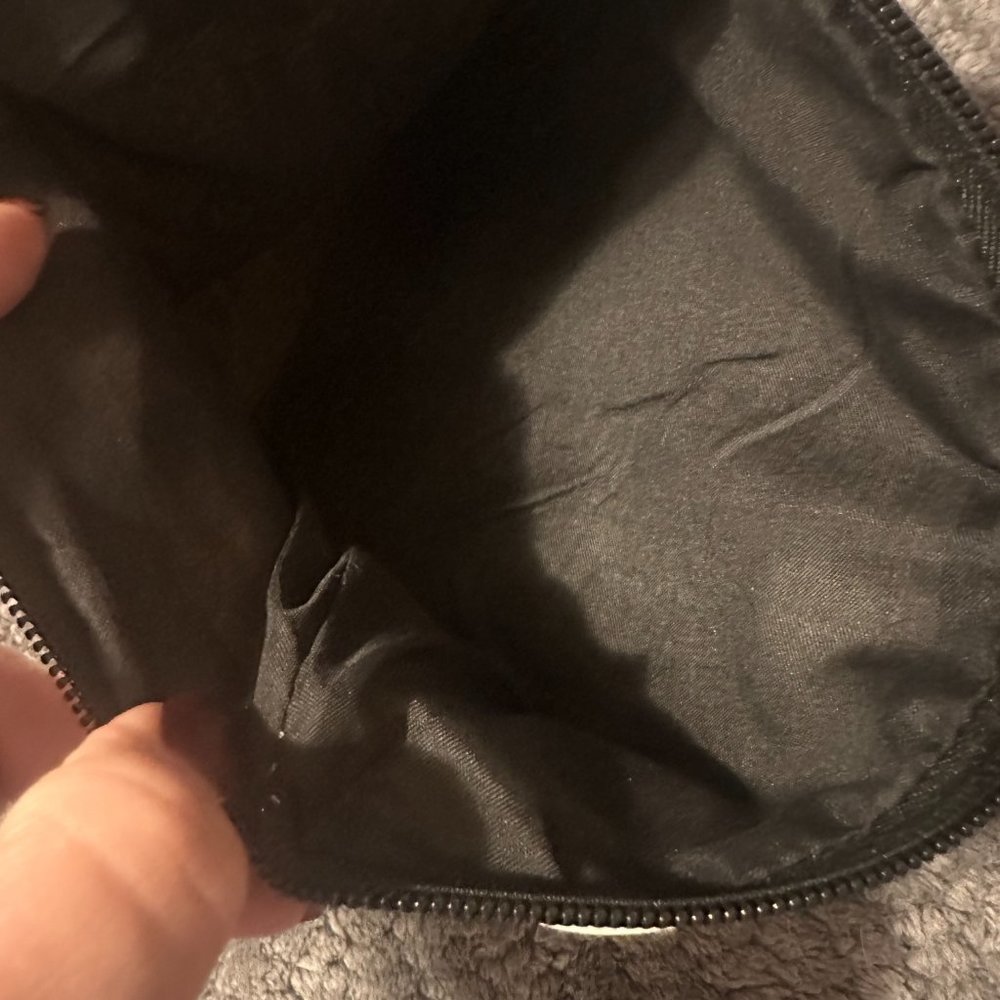 Pouch - Picture 5 of 5